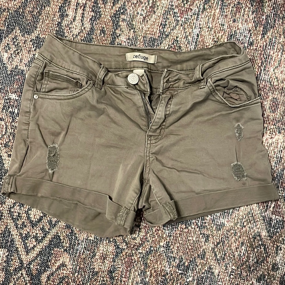Size 2 refuge shorts